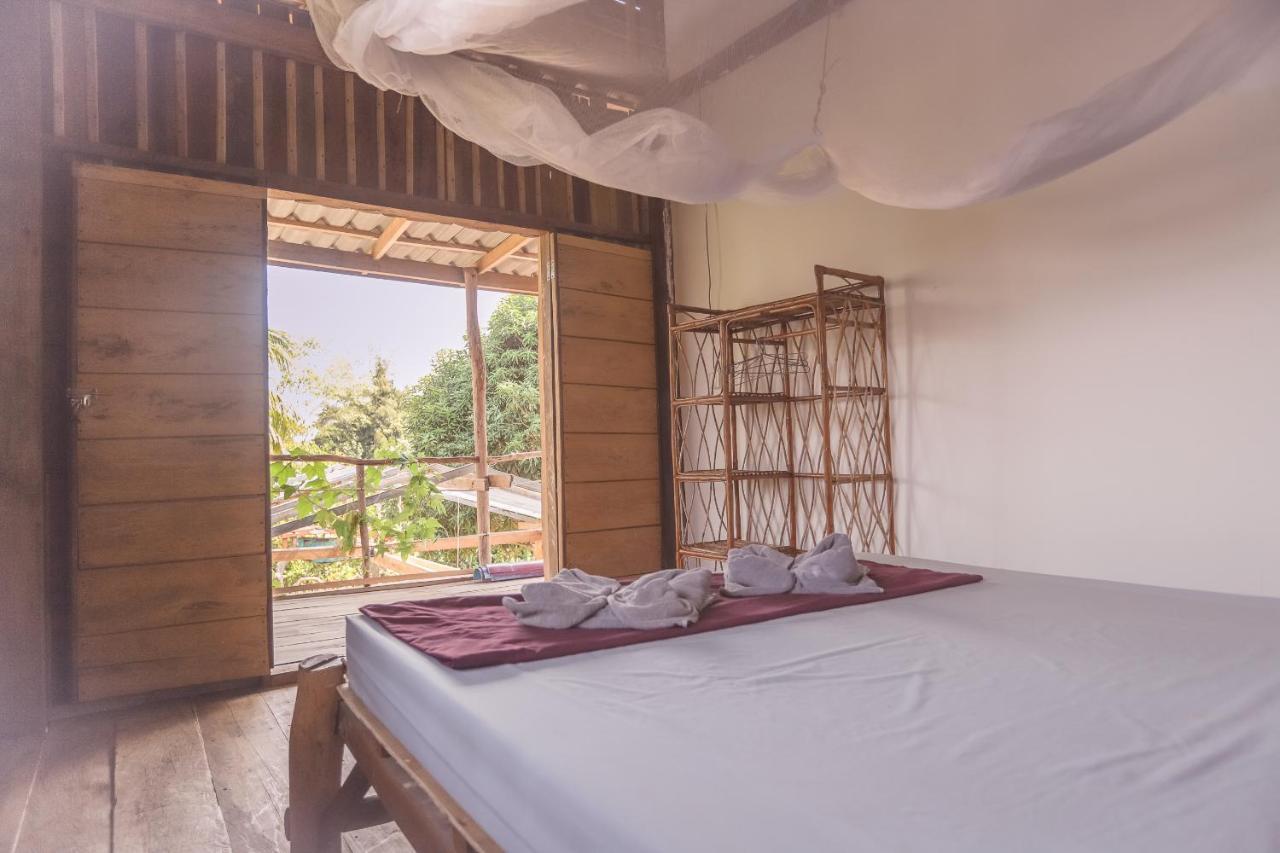 Bonsai Hotel Đảo Koh Rong Samloem Ngoại thất bức ảnh