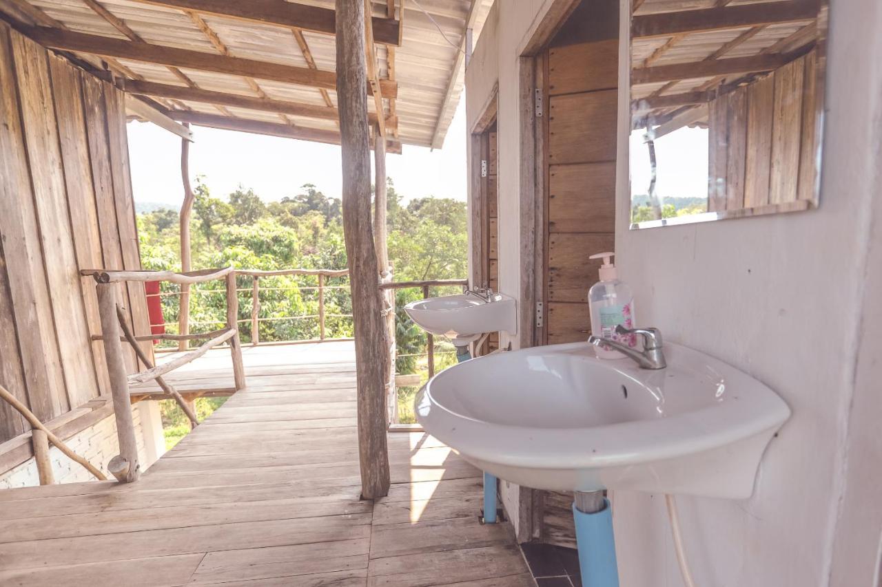 Bonsai Hotel Đảo Koh Rong Samloem Ngoại thất bức ảnh